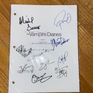 Vampire Diaries season 1, episode 1 signed script
